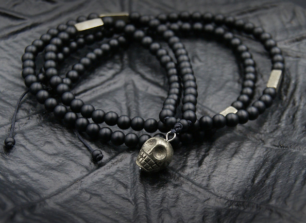 biżuteria męska Czaszka z pirytu, onyks : naszyjnik męski