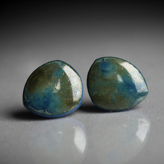 kolczyki ceramiczne PEBBLE/stal chirurgiczna/