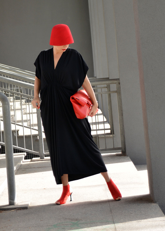 Dress MAXI V momo fashion