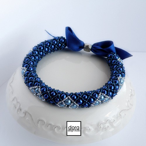 Little bow-granat avadora