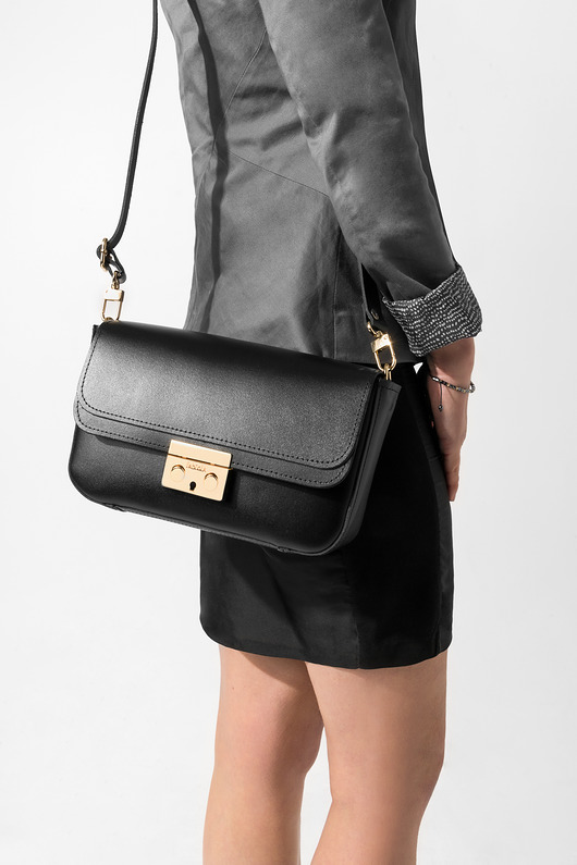 torby na ramię Torebka skórzana SOPHIA M black classic szewro GOLD