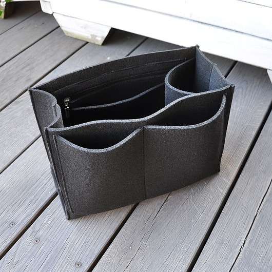 Organizer do torebki z kieszonkami - czarny Beltrani