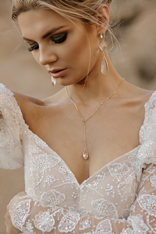 Biżuteria ślubna Długie, kryształowe kolczyki ślubne ETHERICA