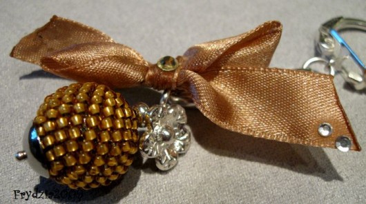 Breloczek z kulek beaded bead -1 Trinket Studio