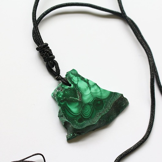 wisiory Wisiorek z malachitem