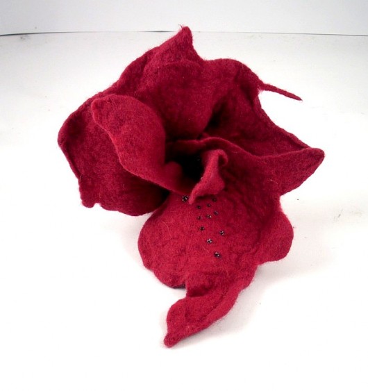 Jedwabnofilcowa Broszka: Fuchsia In Love filcant