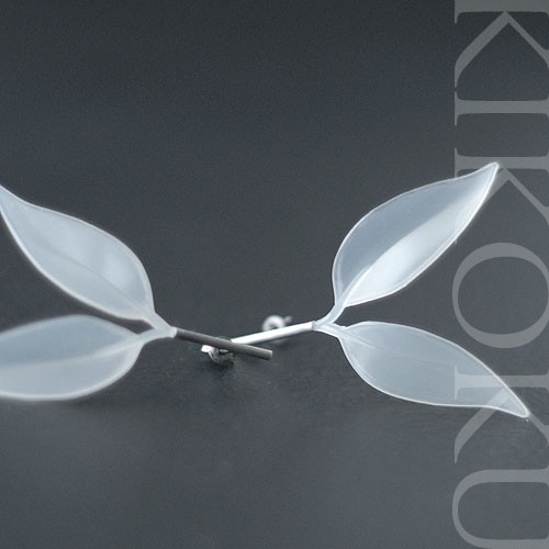 Two White Leafs ONE MUG A DAY