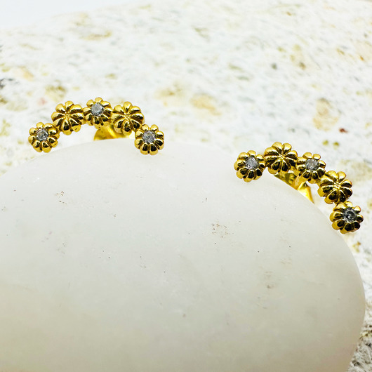 kolczyki pozłacane Pozłacane kolczyki z cyrkoniami, mini kwiatki sztyfty