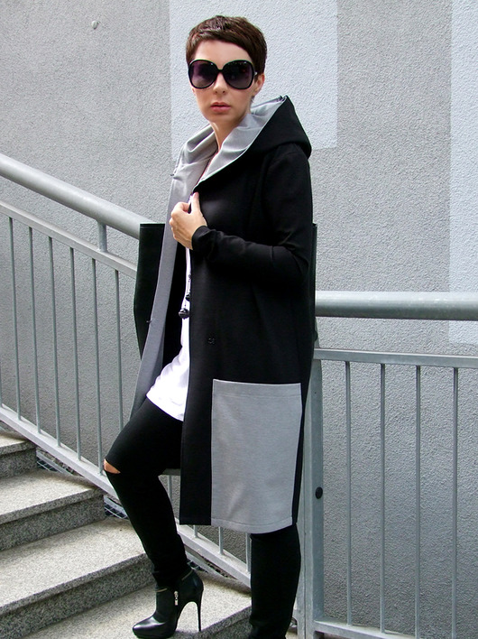 PŁASZCZYK  Z KAPTUREM  by momo momo fashion