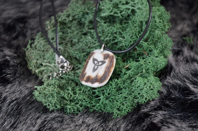 biżuteria męska Wisiorek z poroża / Amulet  Wikingów/Amulet Myśliwego /Amulet Wikinga