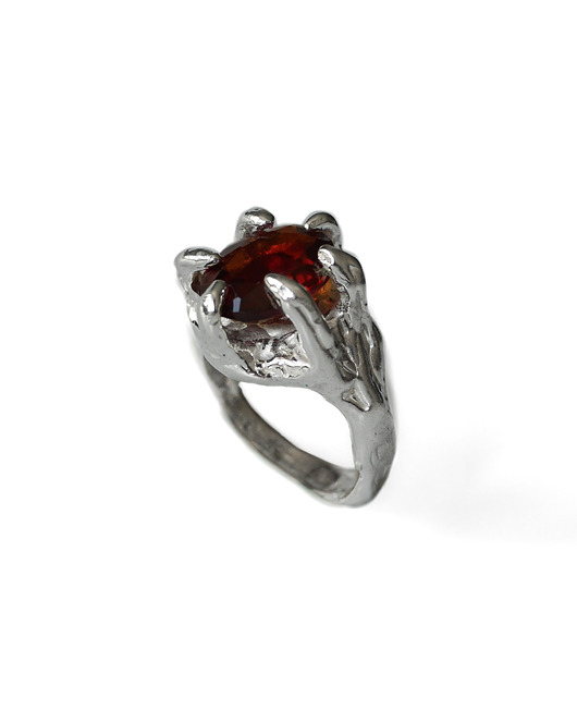 pierścionki srebrne Pierścień Muse z granatem