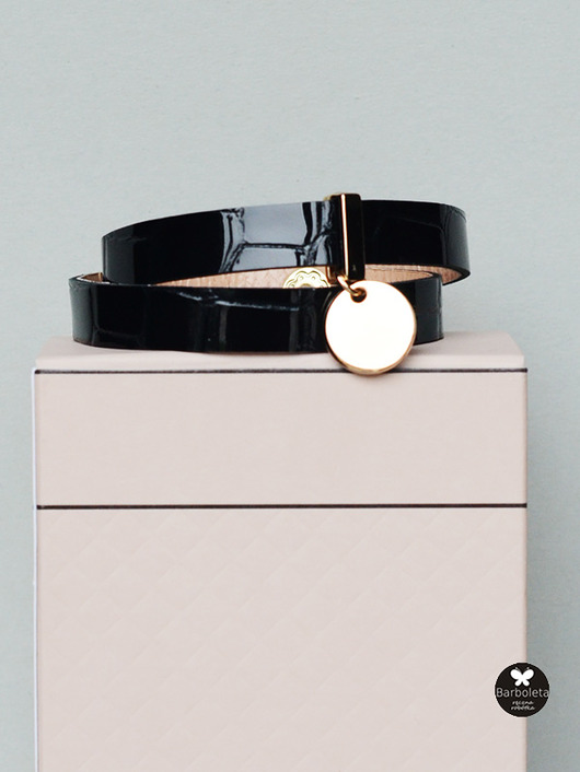 -it girl-black gad& gold barboleta