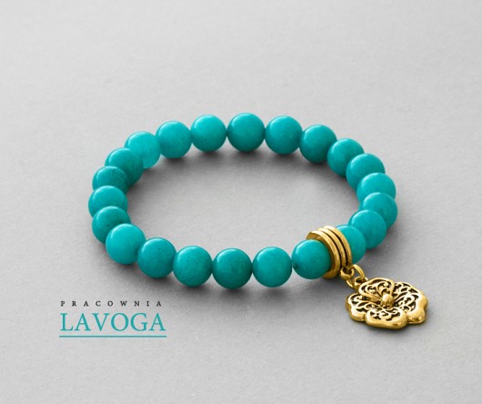 Jade with pendant in turquoise. Lavoga