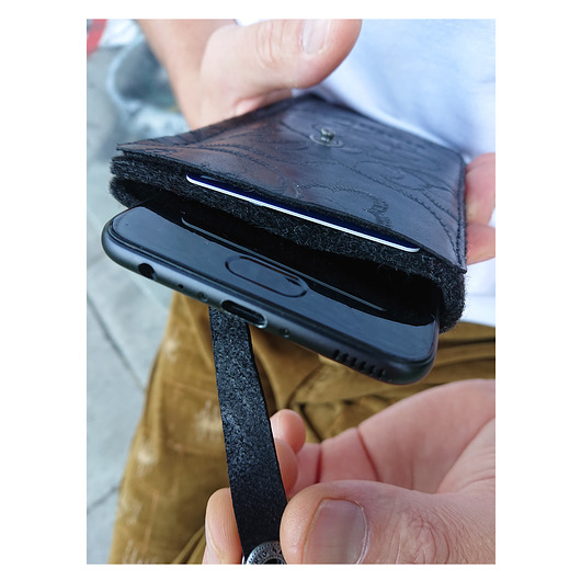 etui na telefon Etui na iphone . FILC wełna SKÓRA +kieszeń