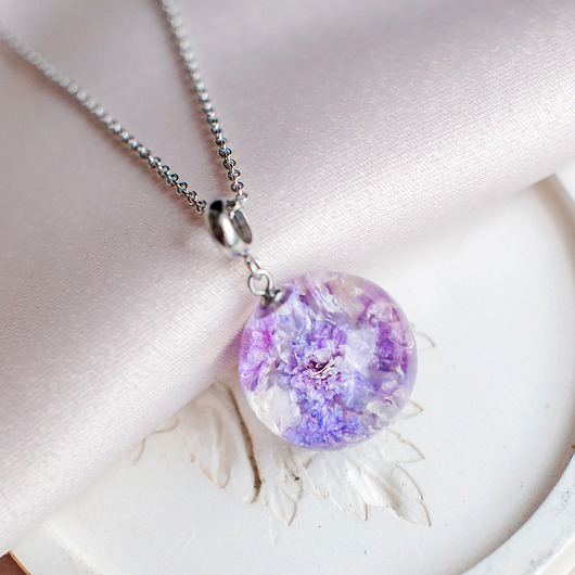 wisiory Wisiorek z gipsówką