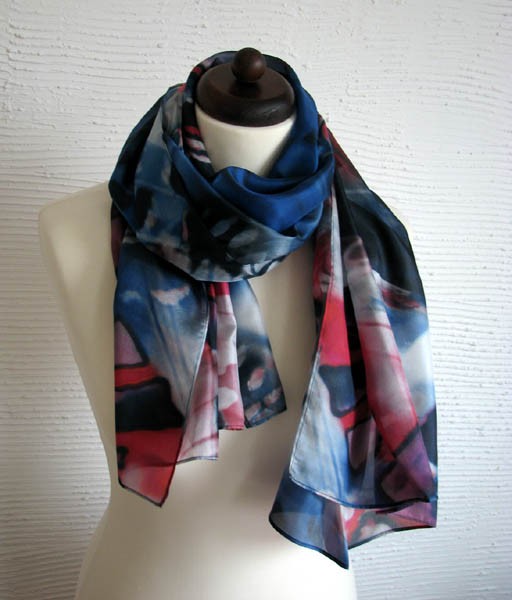 jedwabna chusta felt label