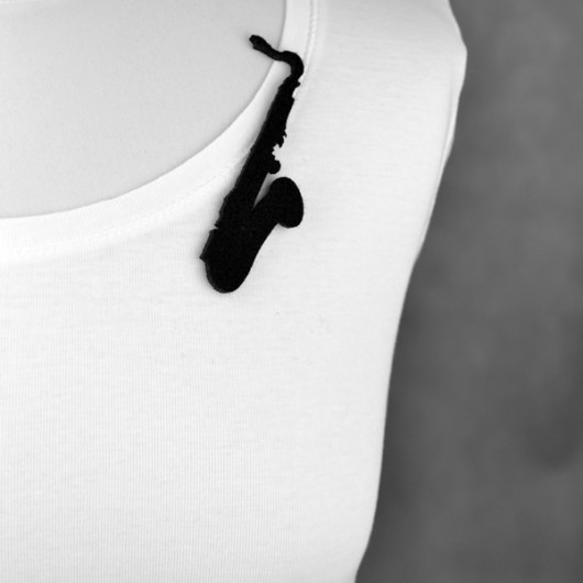 FeltSax felt label