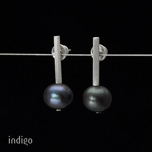 mała czarna studio INDIGO