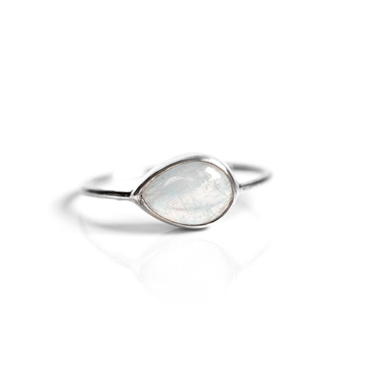 Moonstone drop Lills