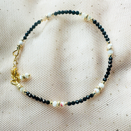 bransoletki z kamieni naturalnych Bransoletka z kamieni onyks , czarny kamień biel