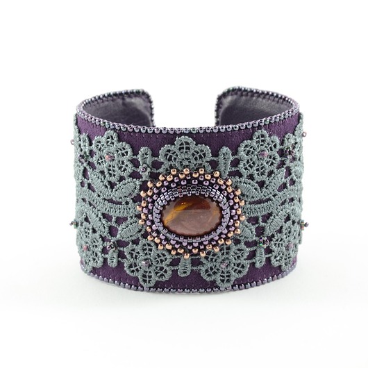 bransoletki - inne Old lace
