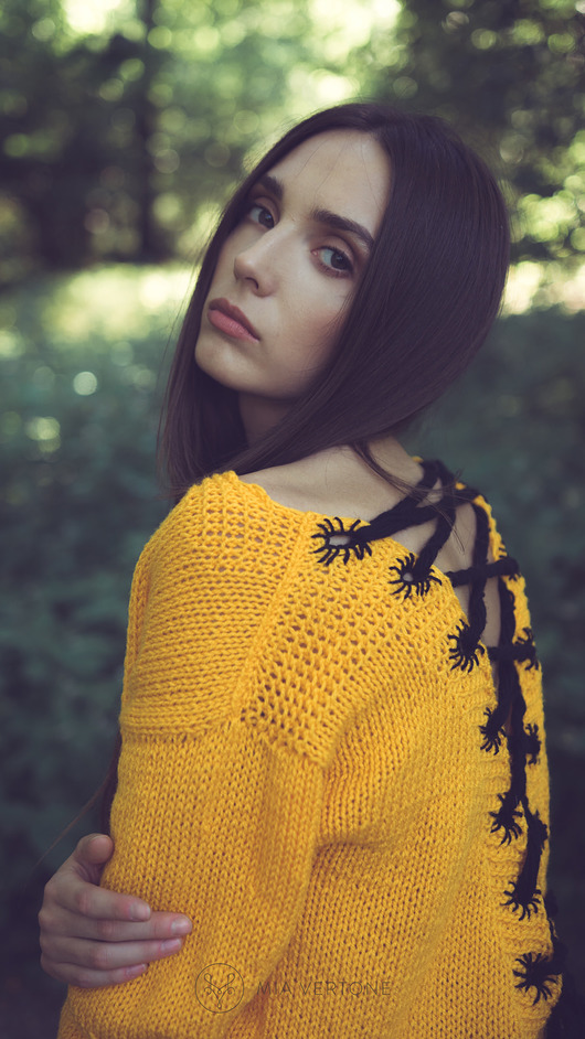  Ręcznie wykonany vege sweter 'Chloe'  MiaVertone