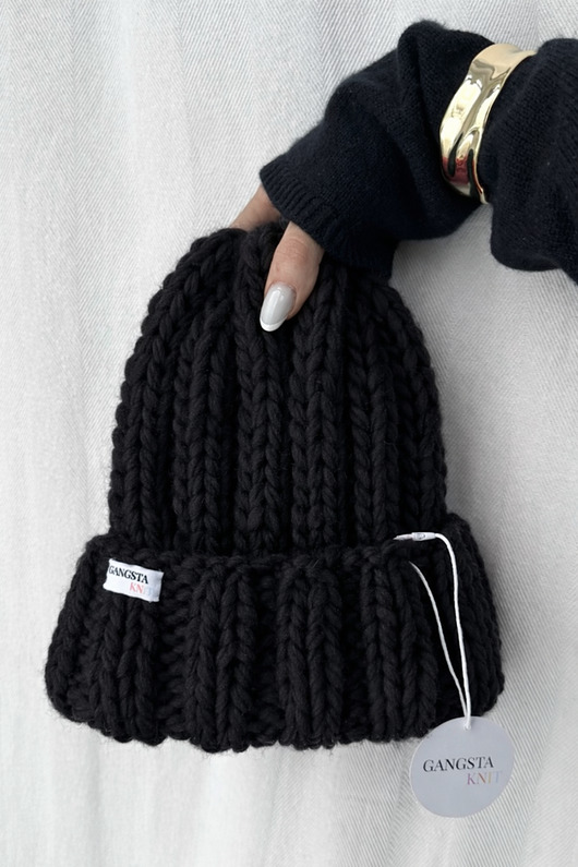 czapki damskie Gruba wełniana czapka czarna beanie 100% wełna handmade
