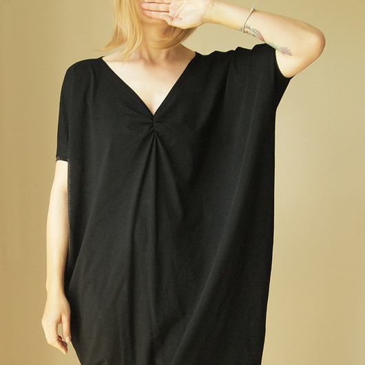 sukienki midi damskie Sukienka krótki rękaw asymetria Czarna Dekolt V