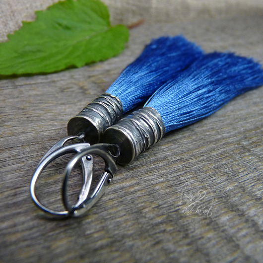 Tassel - Blue Radecka art