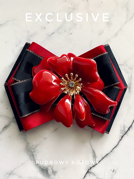 broszki Brosza  z niesamowitym unikatowym  Kwiatem 3d    NEW