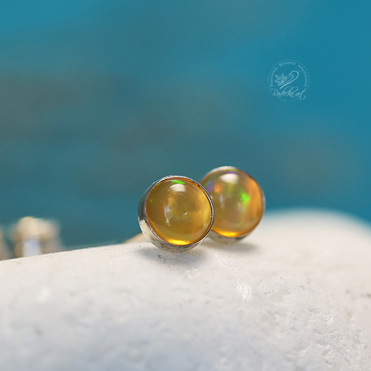 kolczyki srebrne Kolczyki srebrne Opal Stud Earrings