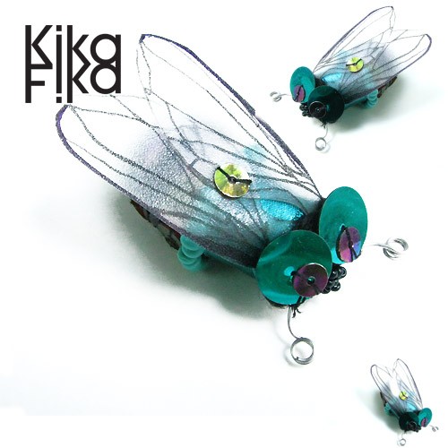 mucha nie siada Kika Fika