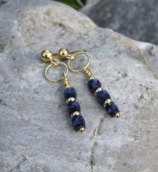 kolczyki pozłacane Szafirki #1, pozłacane srebrne kolczyki