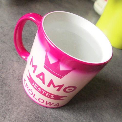 Mamo, jesteś królową, różowy kubek ONE MUG A DAY