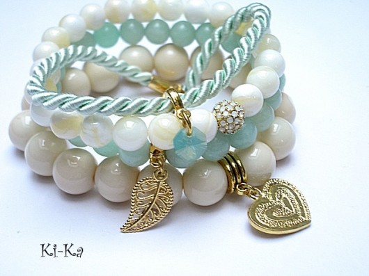 bransoletki z kamieni naturalnych Ecru and light mint set