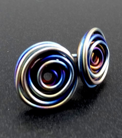 tytanowy wir  light rainbow Pracownia Neores