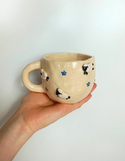 filiżanki Ceramiczna ręcznie robiona filiżanka w owieczki i kwiatuszki