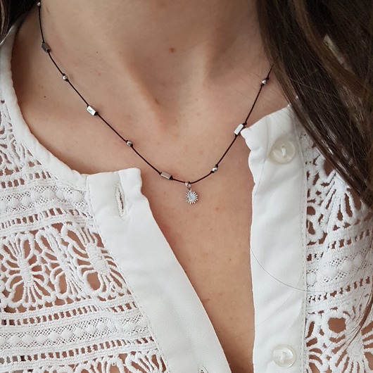 czarny naszyjnik z hematytem LEI handmade 
