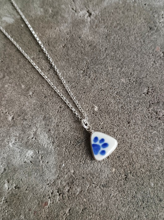 wisiory Naszyjnik Bolesławiec z łapką