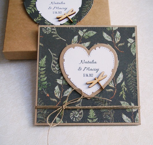 zaproszenia i kartki na ślub Kartka w pudełku : LAS : ciemna zieleń : leśny ślub