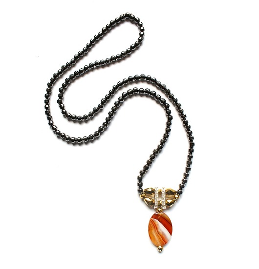 Shades of gloss 'black' Republika jewelry