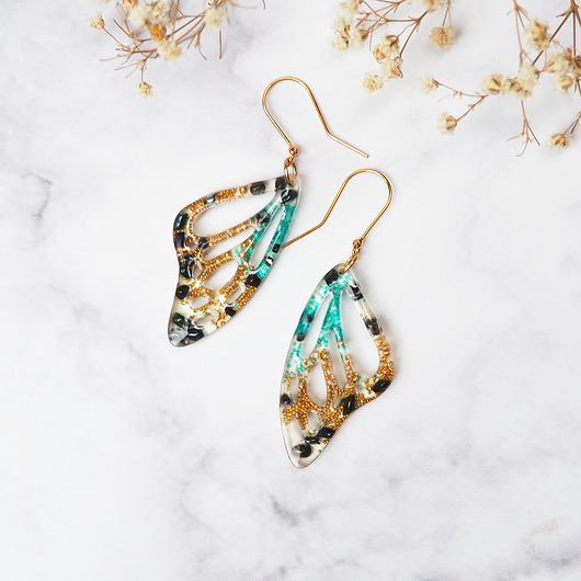 kolczyki pozłacane Kolczyki pozłacane Z ŻYWICY skrzydła motyla