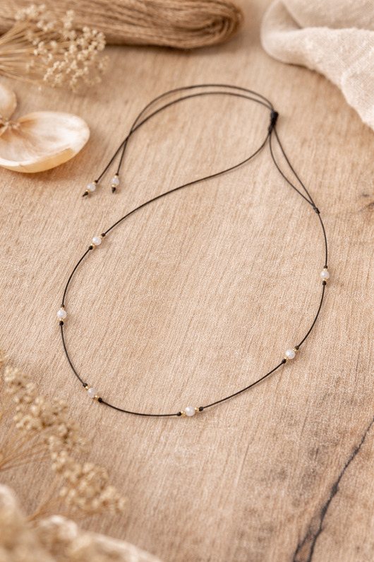 chokery Kobieca energia kamienia księżycowego