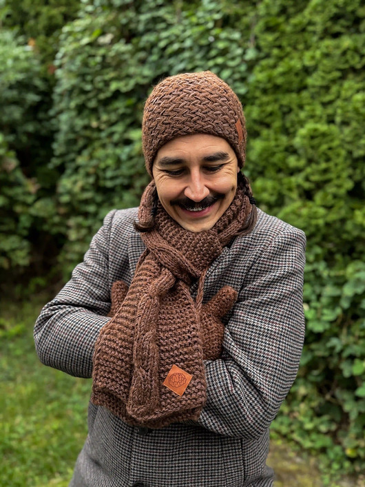 tuby i kominy Męski szal MERINO Brąz szalik