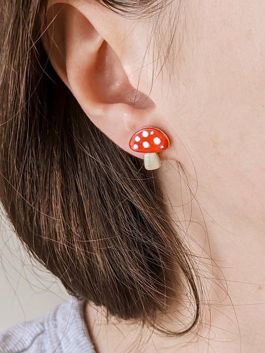 kolczyki z masy plastycznej Kolczyki grzybki, muchomor, akcesoria z grzybkiem, biżuteria z muchomorem