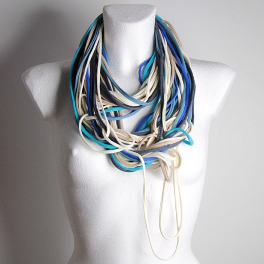 Zamotka Dzianinowy Naszyjnik BLUE BELL CADOaccessories