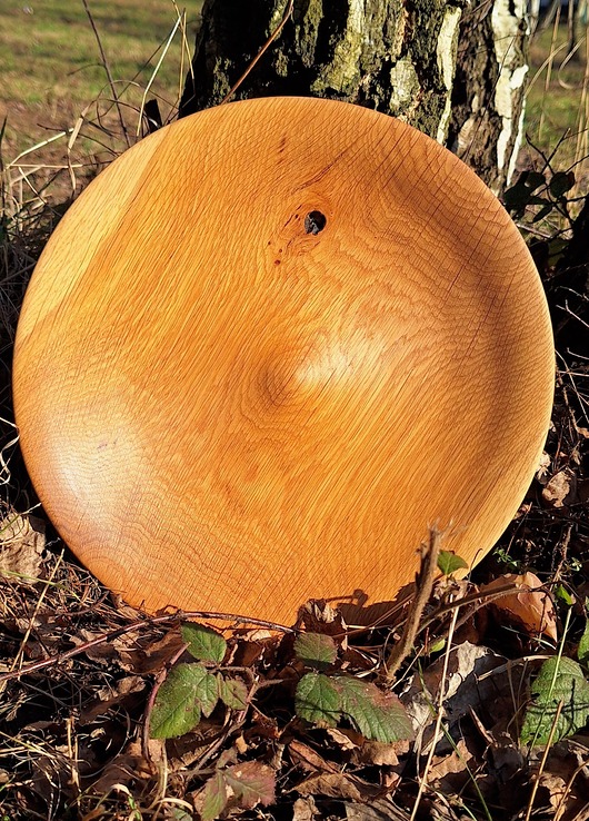 patery i talerze Drewniana patera z serii Sia.