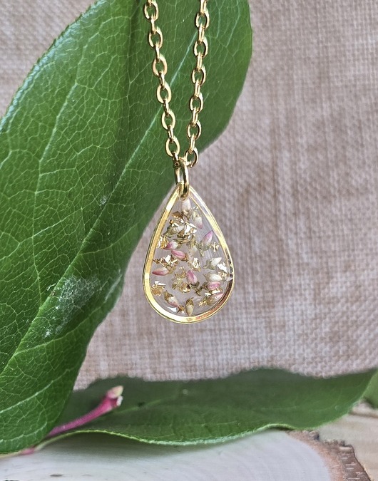 wisiory Złoty wisiorek prawdziwe kwiaty zawieszka