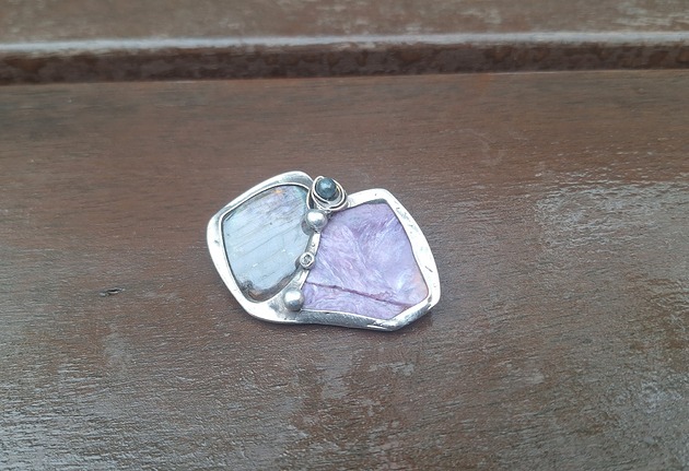 broszki W fioletach - broszka