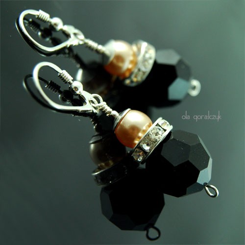 CRYSTALS - black elegant ola